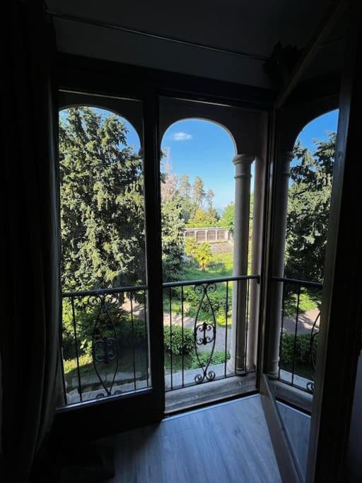 Appartamento In Villa Storica Oleggio Castello Exterior foto
